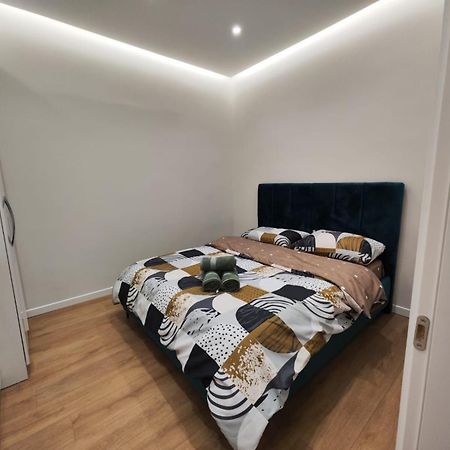 Pandora'S Box Apartament ティラナ エクステリア 写真