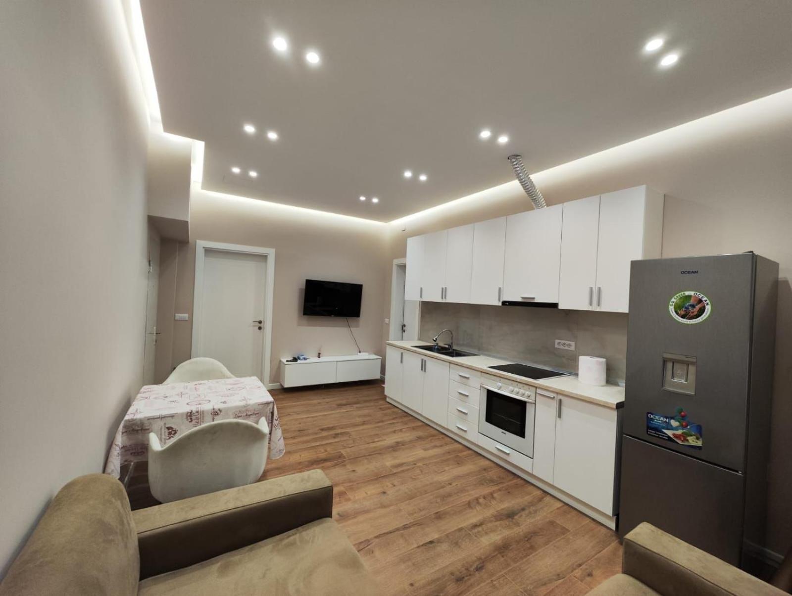 Pandora'S Box Apartament ティラナ エクステリア 写真